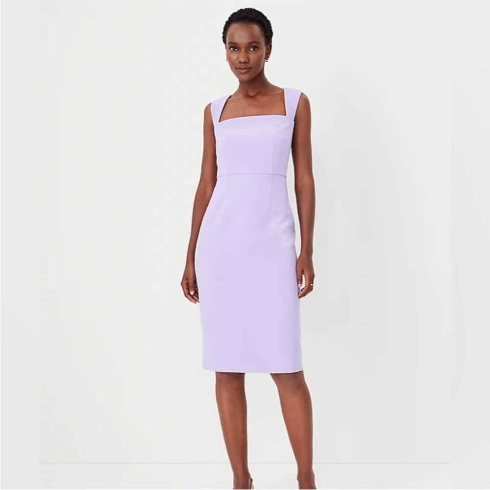 Elegant Lavender Sleeveless Dress